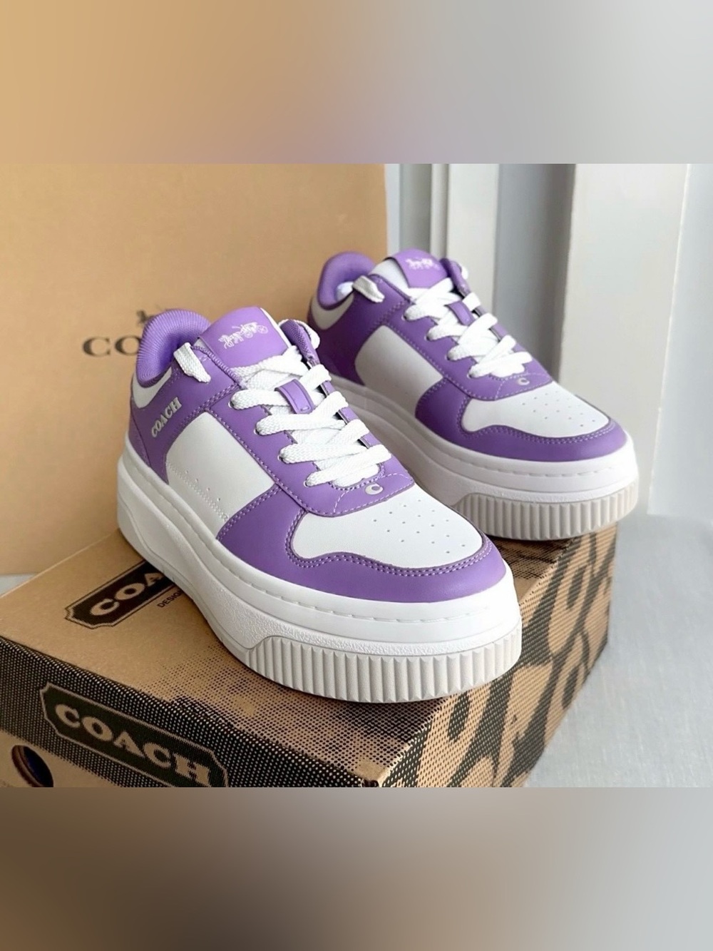 Coach women Platform Sneaker Size 7 & 7.5 - Picture 4 of 5